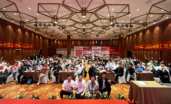 抖小店***女装店